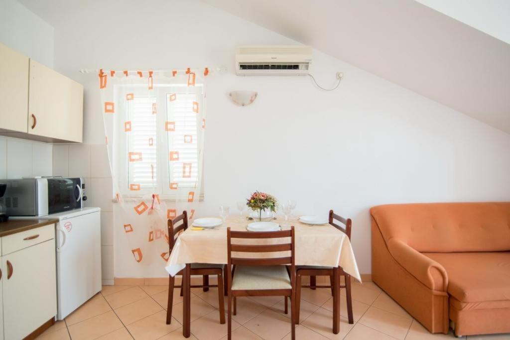 Apartments Batinic 수페타르 외부 사진