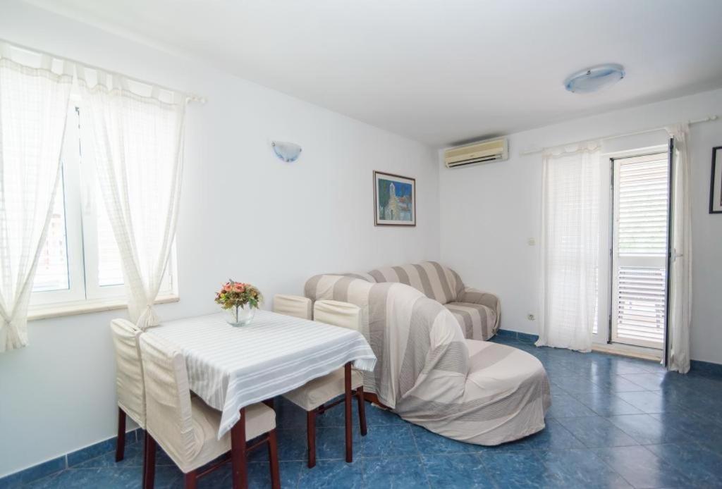 Apartments Batinic 수페타르 외부 사진