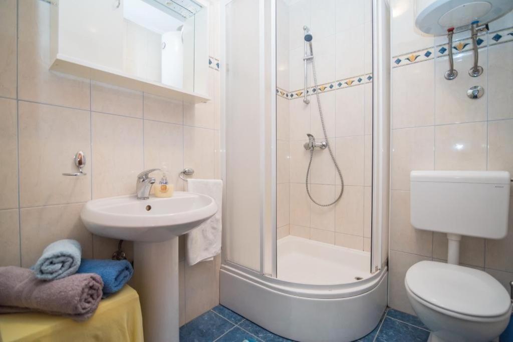 Apartments Batinic 수페타르 외부 사진