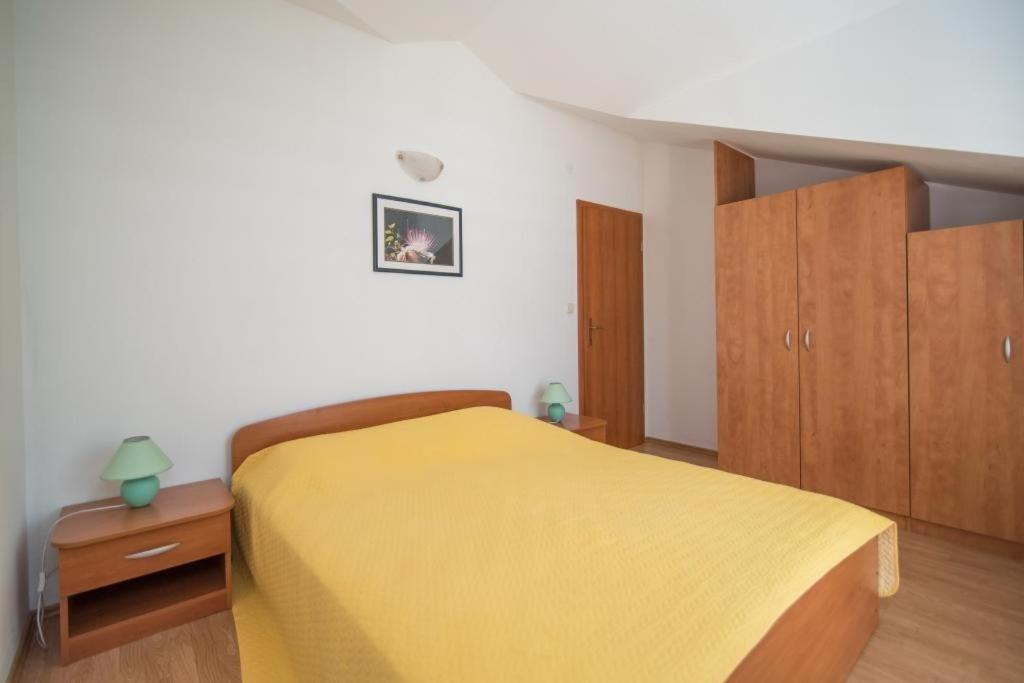 Apartments Batinic 수페타르 외부 사진