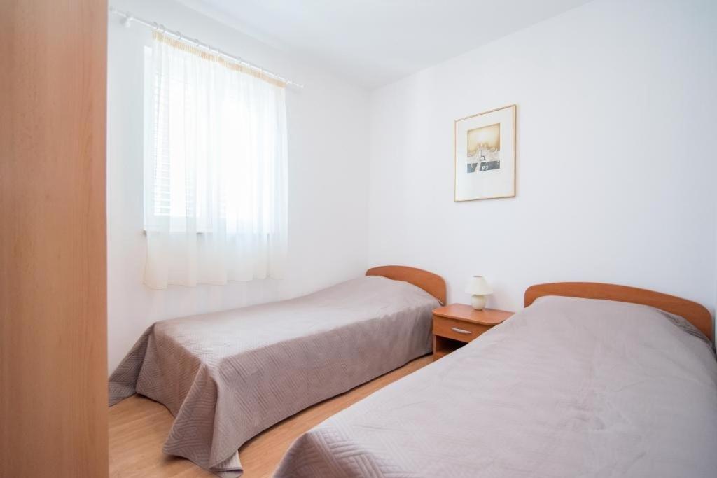 Apartments Batinic 수페타르 외부 사진